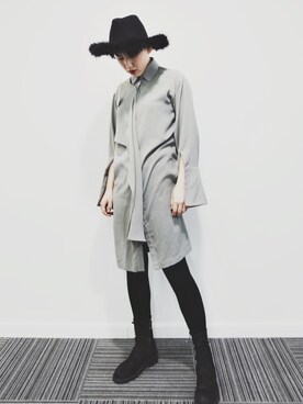 「アイテム（アンダーウェア、シルバー系）」を使った、吃准人さん（レディース・171cm）の春コーディネート