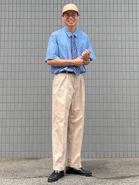 ネクタイを使った ベージュパンツ のメンズ人気ファッションコーディネート Wear