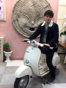 「HUGO BOSS（ヒューゴボス）のアイテム（その他パンツ）」を使った、Keisuke さん（メンズ・170cm）の春コーディネート