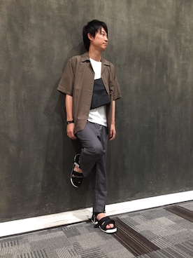「SHAKA」｜太田さん（メンズ・172cm・20代）の夏コーディネート