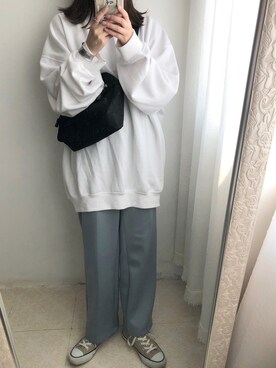 「oversize」｜「アイテム（その他）」を使った、raichixさん（レディース・162cm）の春コーディネート