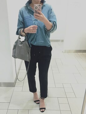 「ダンガリーシャツ」｜「アイテム（サンダル）」を使った、KANAさん（レディース・157cm）の春コーディネート