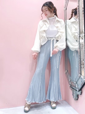 「アイテム（ヘアピン）」を使った、ゆずさん（レディース・155cm）の秋コーディネート