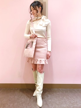 「アイテム（ヘアピン）」を使った、ゆずさん（レディース・155cm）の秋コーディネート