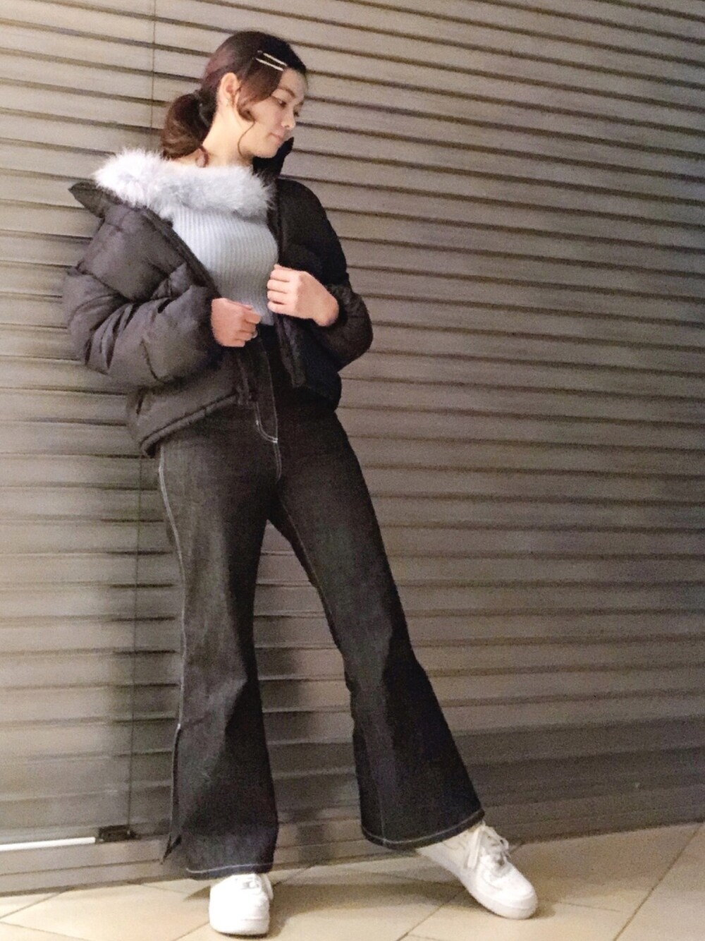 lilLilly（リルリリー）の「オフショルファートップス（ニット