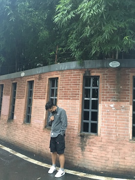 易煽情少年さんのコーディネート