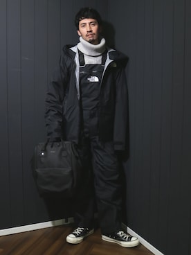「スポーツミックス」｜「アイテム（サロペット/オーバーオール）」を使った、h.takeさん（メンズ・176cm）の冬コーディネート