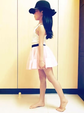 「アイテム（スカート）」を使った、妮可 嘻さん（キッズ・120cm）の秋コーディネート