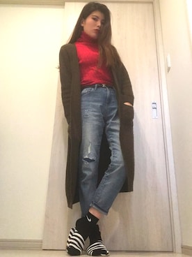 「fifth（フィフス）のアイテム（ニット/セーター、レッド系）」を使った、AYAKAさん（レディース・161cm）の冬コーディネート