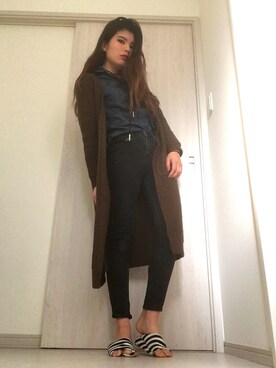 「UNIQLO（ユニクロ）のアイテム（シャツ/ブラウス、ブルー系）」を使った、AYAKAさん（レディース・161cm）の冬コーディネート