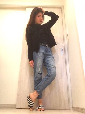 「GRL（グレイル）のアイテム（Tシャツ/カットソー、ブラック系）」を使った、AYAKAさん（レディース・161cm）の春コーディネート