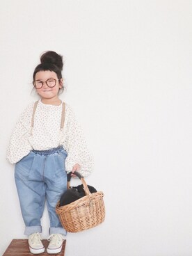 「袖ボリューム」｜「アイテム（ラッピングキット）」を使った、𝚜𝚘𝚘𝚘𝚕𝚊𝚊𝚊さん（キッズ・100cm）の冬コーディネート