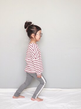 「アイテム（ラッピングキット、レッド系）」を使った、𝚜𝚘𝚘𝚘𝚕𝚊𝚊𝚊さん（キッズ・100cm）の春コーディネート