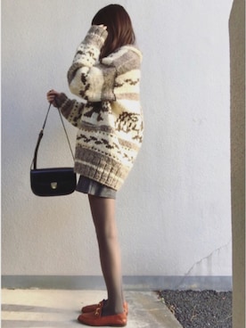 「ADAM ET ROPE'（アダムエロペ）のラウンドクロスボディーバッグ（ショルダーバッグ）」を使った、E n oさん（レディース・157cm）の冬コーディネート