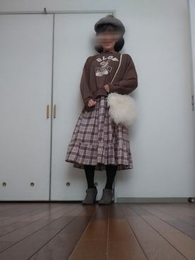 「ehka sopo（エヘカソポ）のフロッキーモチーフトレーナー（Tシャツ/カットソー）」を使った、◌̥*⃝ きぬ　🐾　さん（レディース・156cm）の冬コーディネート