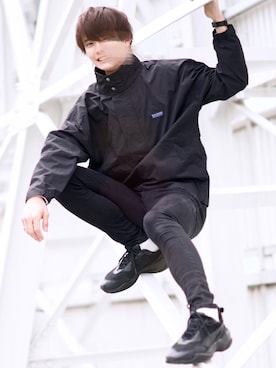 「PUMA」｜「アイテム（ナイロンジャケット）」を使った、犬飼京 inukai keiさん（メンズ・183cm）の冬コーディネート