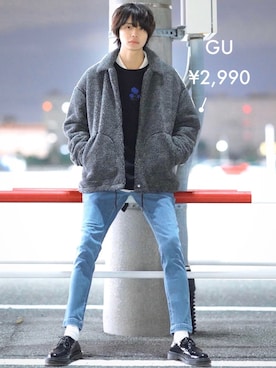 「GUコーデ」｜「アイテム（音楽/本・雑誌）」を使った、犬飼京 inukai keiさん（メンズ・183cm）の秋コーディネート