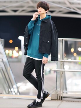 「KANGOL（カンゴール）のアイテム（パンツ）」を使った、犬飼京 inukai keiさん（メンズ・183cm）の春コーディネート