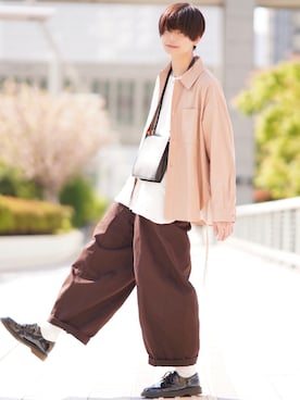 「アイテム（音楽/本・雑誌）」を使った、犬飼京 inukai keiさん（メンズ・183cm）の春コーディネート