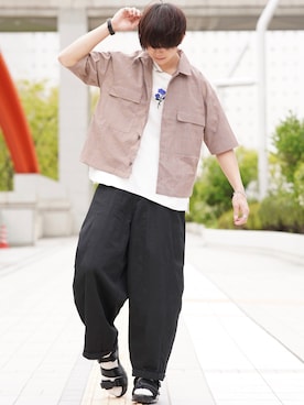 「アイテム（音楽/本・雑誌）」を使った、犬飼京 inukai keiさん（メンズ・183cm）の春コーディネート
