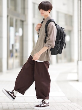 「アイテム（音楽/本・雑誌）」を使った、犬飼京 inukai keiさん（メンズ・183cm）の春コーディネート