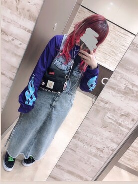 「MAGICAL MOSH MISFITS（マジカルモッシュミスフィッツ）のアイテム」を使った、ぽんちゃんさん（レディース・159cm）の秋コーディネート