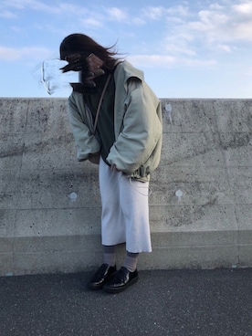 「シミラールック、カップル」｜「アイテム（スウェット）」を使った、おがわさん（レディース・156cm）の冬コーディネート