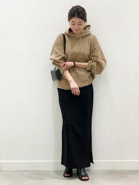 「AP STUDIO（エーピーストゥディオ）のアイテム（スカート）」を使った、staff Wさん（レディース・168cm）の冬コーディネート