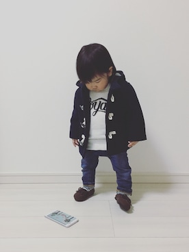 「babygap」｜「アイテム（スウェット）」を使った、みっちゃんさん（キッズ・80cm）の冬コーディネート