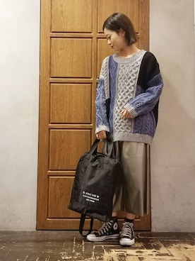 「アイテム（その他パンツ、シルバー系）」を使った、namiさん（レディース・156cm）の秋コーディネート