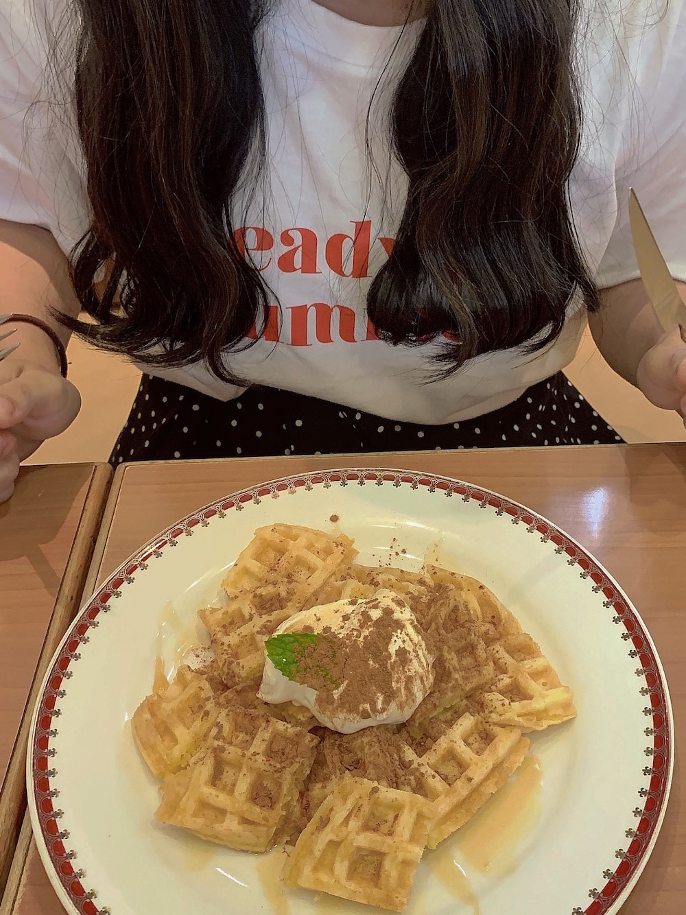 「GUのアイテム（Tシャツ/カットソー、ホワイト系）」を使った、くれはさん（レディース・149cm）の夏コーディネートの1枚目の写真