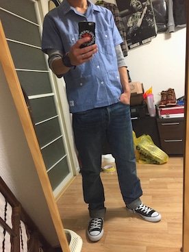 「アイテム（腕時計、パープル系）」を使った、Naoto  Fruscianteさん（メンズ・168cm）の冬コーディネート