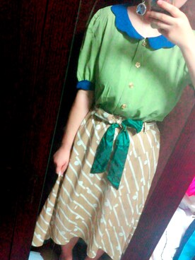 「SAISON DE ELLEのアイテム（シャツ/ブラウス、グリーン系）」を使った、もよ子さん（レディース・160cm）の秋コーディネート