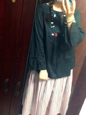 「POU DOU DOU（プードゥドゥ）のアイテム（シャツ/ブラウス、ブラック系）」を使った、もよ子さん（レディース・160cm）の秋コーディネート