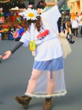 「TOKYO DISNEY RESORTのアイテム（帽子、ブラック系）」を使った、もよ子さん（レディース・160cm）の秋コーディネート