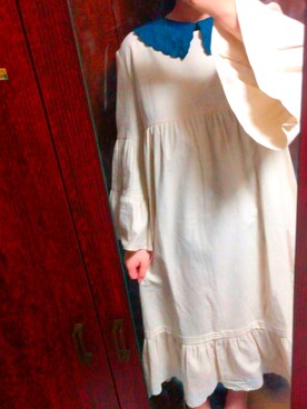 「earth holic（アースホリック）のアイテム（シャツ/ブラウス、ブルー系）」を使った、もよ子さん（レディース・160cm）の秋コーディネート