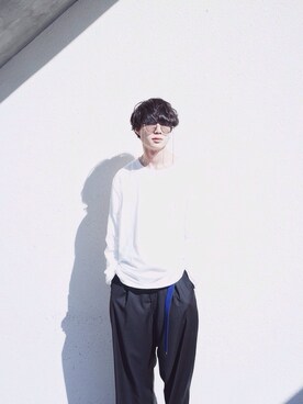 「superNova.（スーパーノヴァ）のアイテム（スラックス）」を使った、compass hamauraさん（メンズ・178cm）の春コーディネート