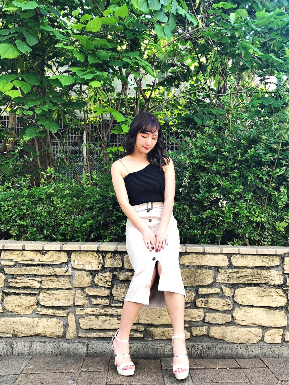「LIPSERVICEのアイテム（トップス、ブラック系）」を使った、Reina¨̮♡さん（レディース・152cm）の春コーディネートの1枚目の写真
