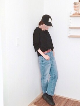「ジーンズコーデ」｜「アイテム（帽子）」を使った、𝚖𝚒𝚑𝚘さん（レディース・166cm）の春コーディネート