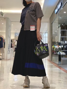 guernika（ゲルニカ）のハンドバッグを使った人気ファッション