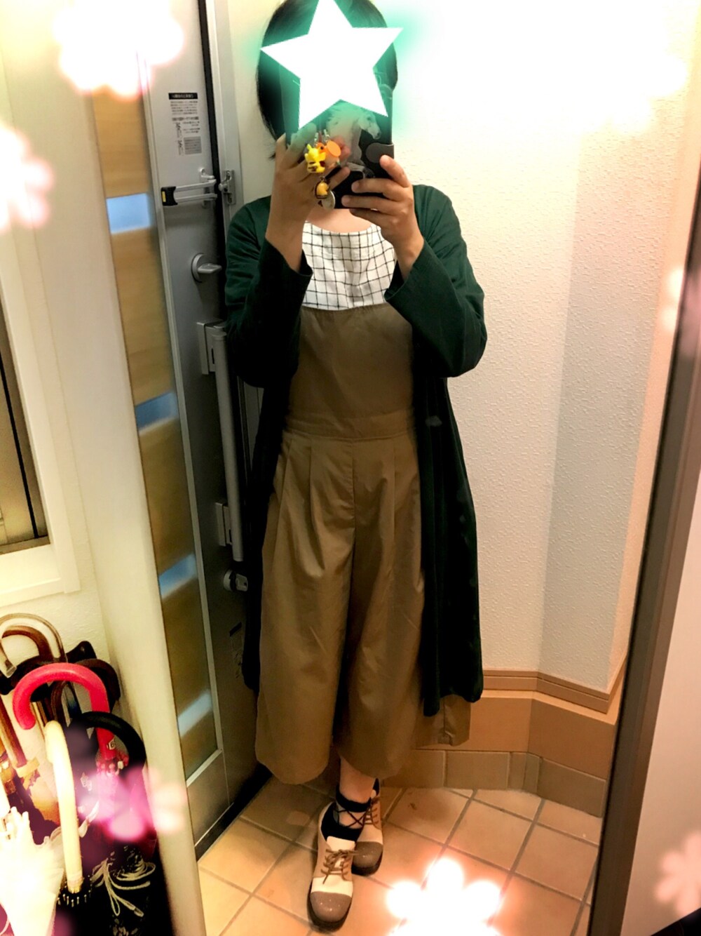 「アラフォーママコーデ、男の子ママ、ゆるコーデ、ゆるゆる、ゆるカジ、しまむら、アラフォー、ロングカーディガン」｜「AS KNOW AS de baseの（D30379）きれいめﾛﾝｸﾞはおり（カーディガン/ボレロ、グリーン系）」を使った、ちぇぶさんさん（レディース・154cm）の春コーディネートの1枚目の写真