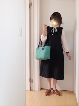 「ユニクロ」｜「アイテム（サンダル）」を使った、ちぇぶさんさん（レディース・154cm）の春コーディネート