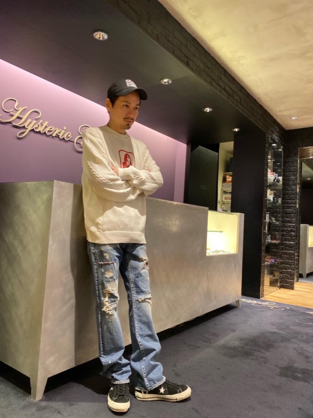 ぴ*！様 新品 hysteric glamor ロゴ付き 青 カーディガン HYSTERIC GLAMOUR（ヒステリックグラマー）の「LOGO刺繍