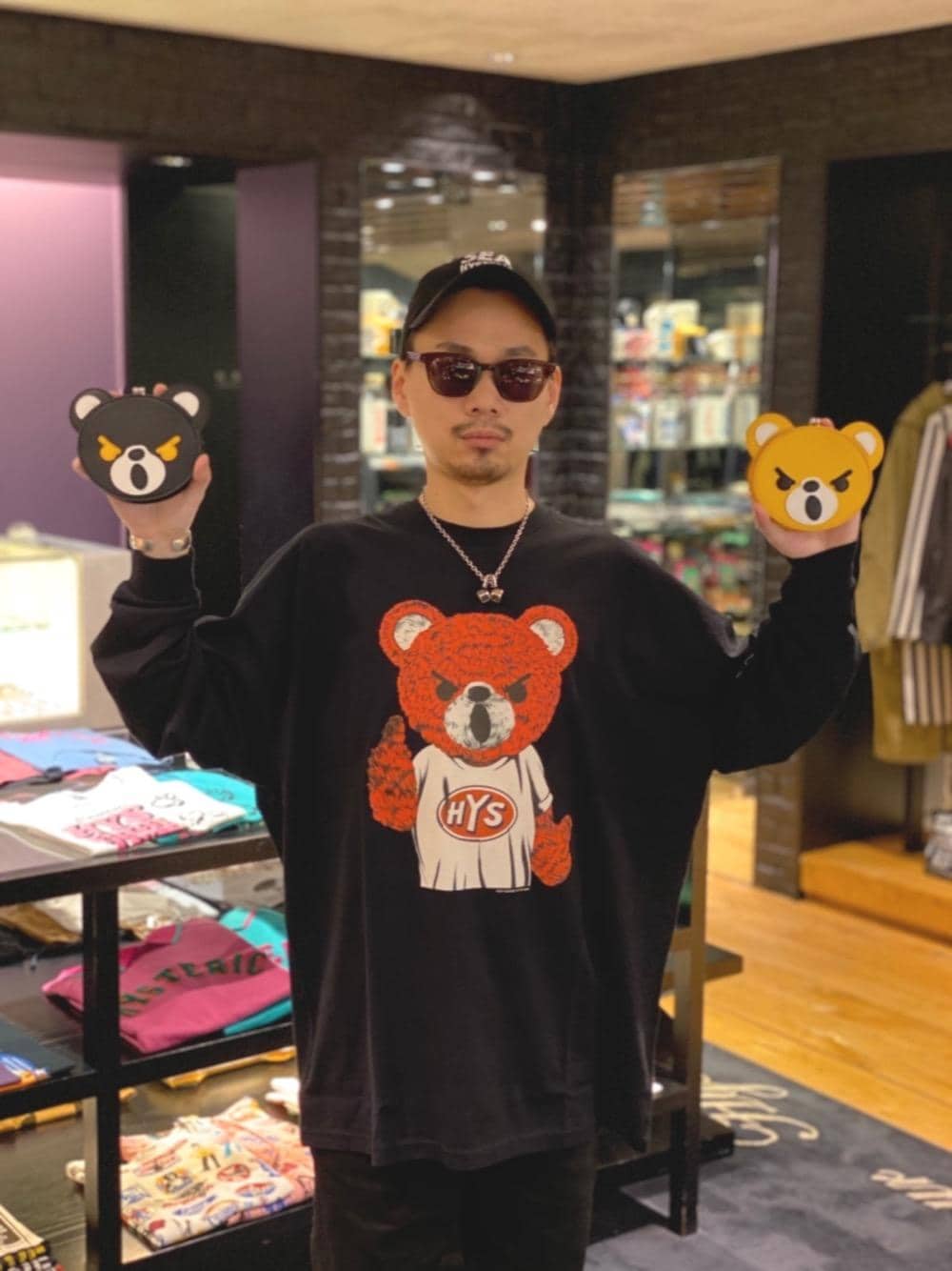 「ビッグシルエット、ロンT、Hysteric Glamour、シンプルコーデ、春コーデ、ベアー、ラフコーデ、カジュアルコーデ、ストリートコーデ、アメカジコーデ」｜「HYSTERIC GLAMOURのvoidoid（サングラス、ブラウン系）」を使った、Shuto Kinoshitaさん（レディース・170cm）の春コーディネートの1枚目の写真