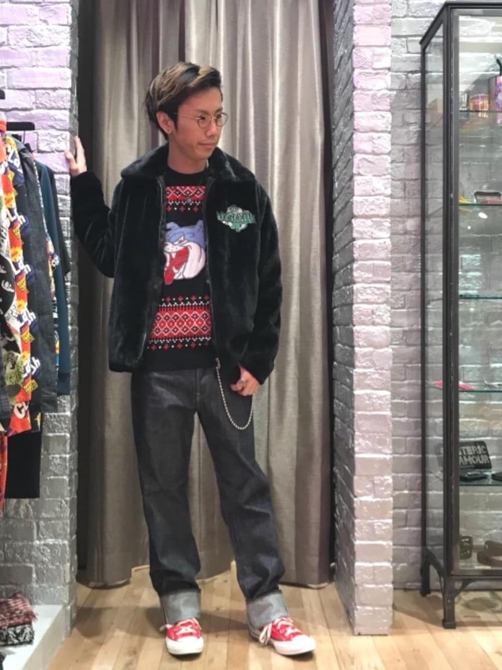 「デニム、カジュアル、ロック、ストリート、大人カジュアル、Hysteric Glamour、ラフ、ハイテク、90'sスタイル、秋コーデ」｜「HYSTERIC GLAMOURのMETAL CHARM ウォレットチェーン（ウォレットチェーン、シルバー系）」を使った、TEPPEIYAMASAKIさん（メンズ・175cm）の秋コーディネートの1枚目の写真