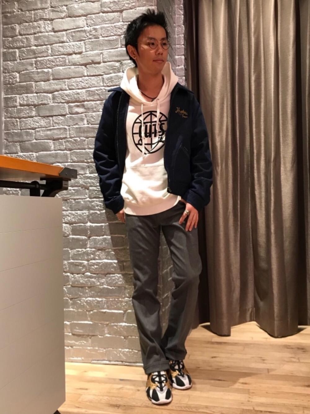 「デニム、カジュアル、シンプル、ストリート、冬コーデ、大人カジュアル、コラボレーション、Hysteric Glamour、90'sスタイル、cuts」｜「HYSTERIC GLAMOURのTURN THE MUSIC UP刺繍 デニムZIPブルゾン（デニムジャケット、ブルー系）」を使った、TEPPEIYAMASAKIさん（メンズ・175cm）の秋コーディネートの1枚目の写真