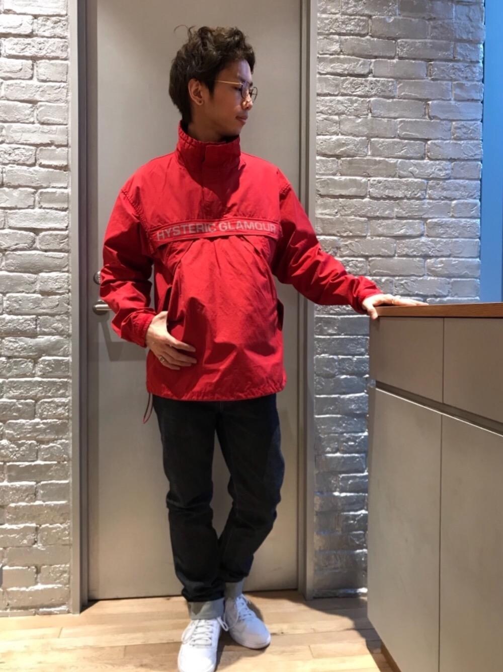 「デニム、カジュアル、シンプル、ロック、ストリート、大人カジュアル、Hysteric Glamour、ラフ、春コーデ、90'sスタイル」｜「HYSTERIC GLAMOURのRAWデニムスリムストレートPT（デニムパンツ、ブルー系）」を使った、TEPPEIYAMASAKIさん（メンズ・175cm）の春コーディネートの1枚目の写真