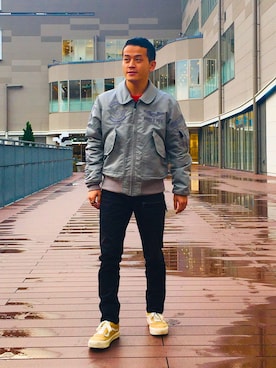 「アイテム（ミリタリージャケット、グレー系）」を使った、N.Nさん（メンズ・165cm）の冬コーディネート