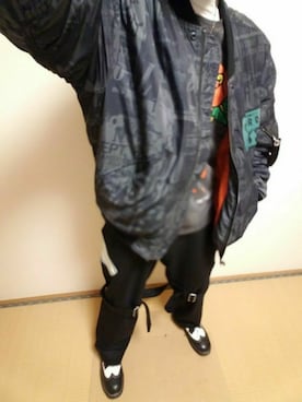 「DIESEL（ディーゼル）のアイテム（MA-1）」を使った、D.I.JのNxAxOさん（メンズ・178cm）の冬コーディネート