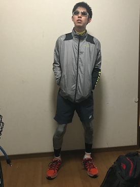「UNIQLO（ユニクロ）のアイテム（スカート）」を使った、いったんさん（メンズ・168cm）の冬コーディネート